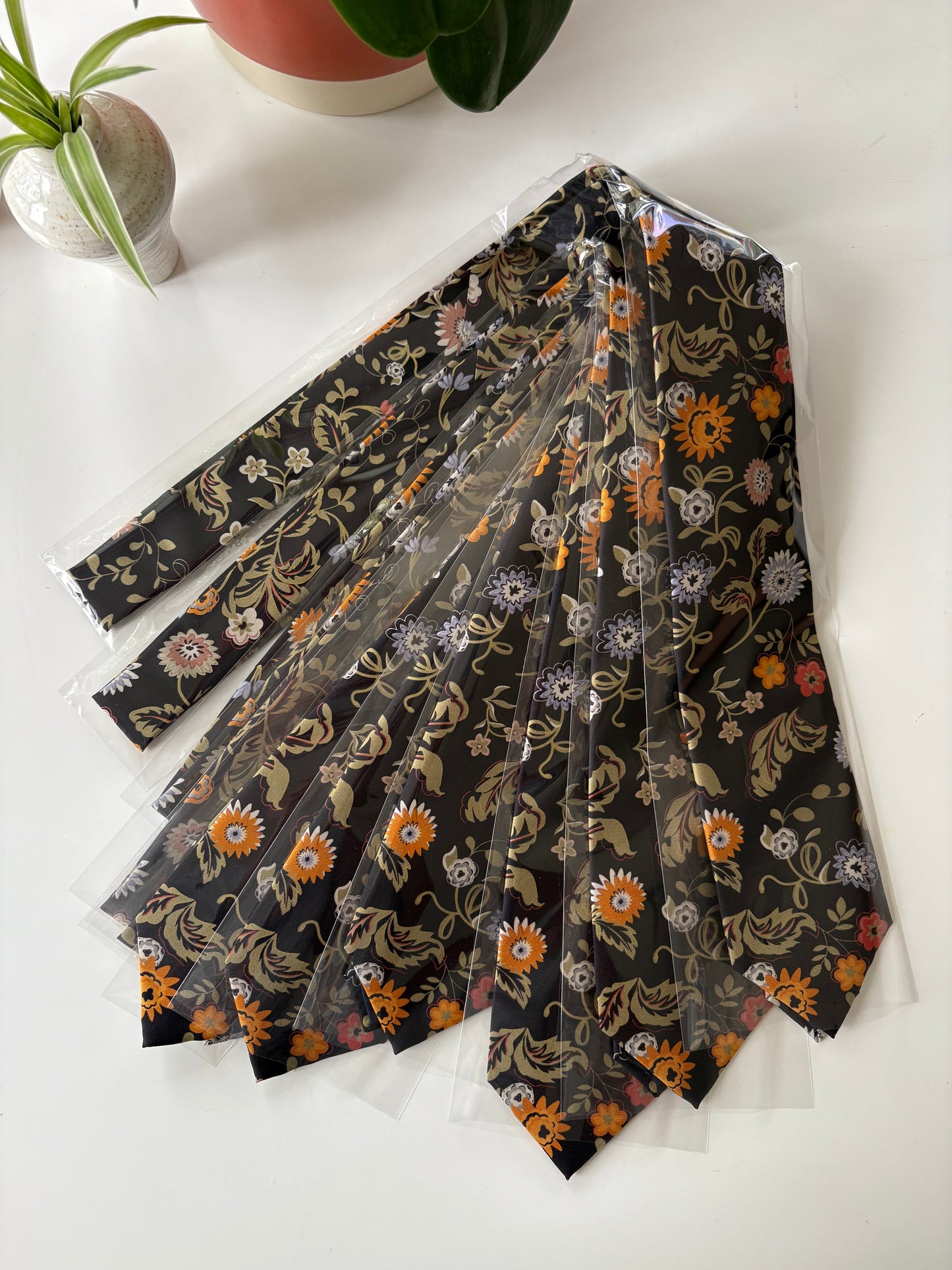 Gullfax Lampas (Black)