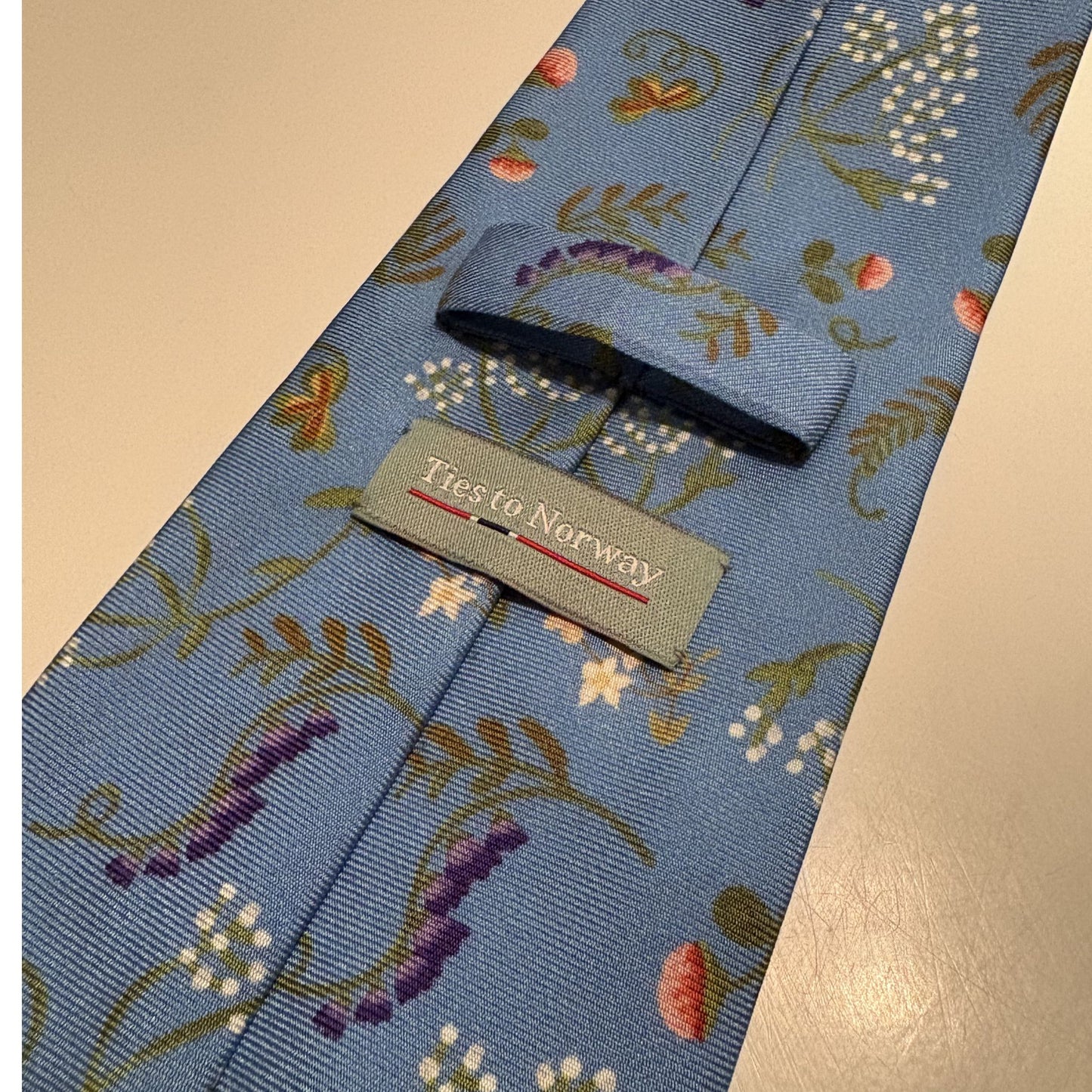 Oslo Light Blue